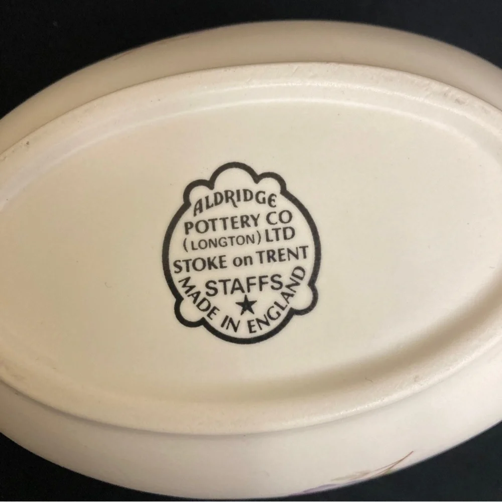 Vtg Aldridge Pottery Co Floral Dish w/‎ Handle England Cottage